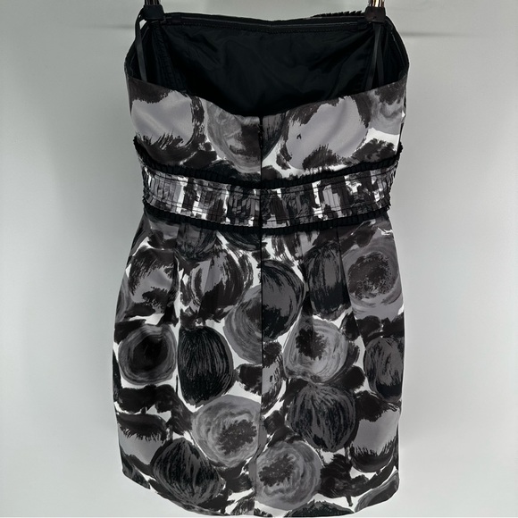 BCBGMaxAzria Black and Gray Strapless Dress - Picture 3 of 12